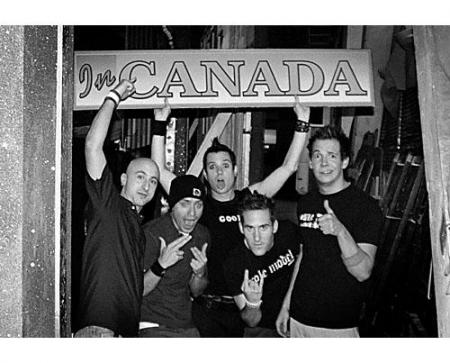 my favourite group canadian is :simple plan!!!